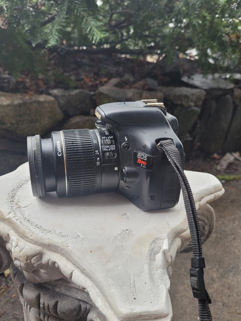 Canon Rebel T2i DSLR Camera Kit + Lens + 2 Batteries Tested - Picture 9 of 9